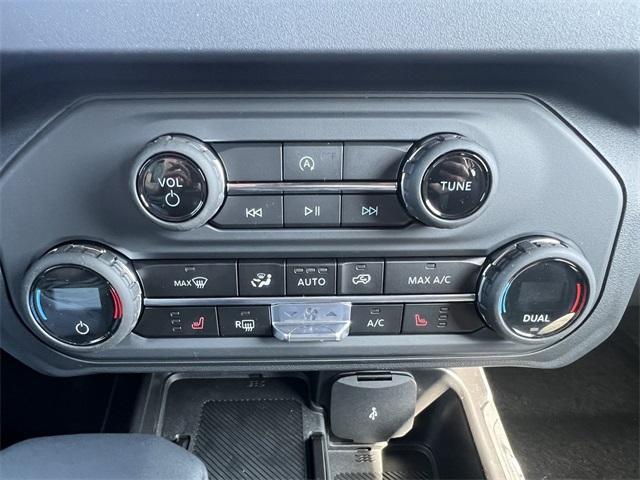 Photo of 2025 Carbonized Gray Metallic Ford Bronco