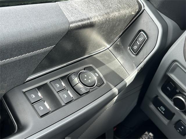Photo of 2025 Carbonized Gray Metallic Ford F-150 Lightning