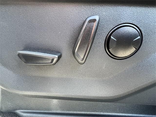 Photo of 2025 Agate Black Metallic Ford Expedition