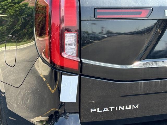 Photo of 2025 Agate Black Metallic Ford Expedition