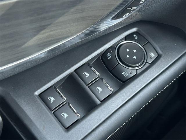 Photo of 2025 Agate Black Metallic Ford Expedition