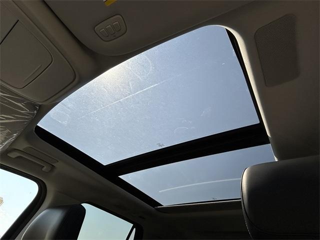 Photo of 2025 Agate Black Metallic Ford Expedition