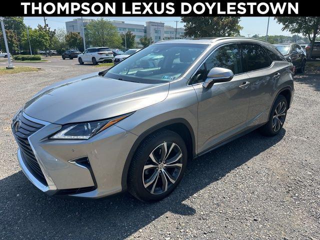 Photo of 2017 Atomic Silver Lexus RX 350