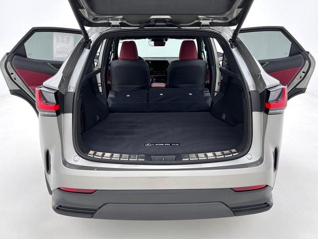 Photo of 2022 Atomic Silver Lexus NX 350