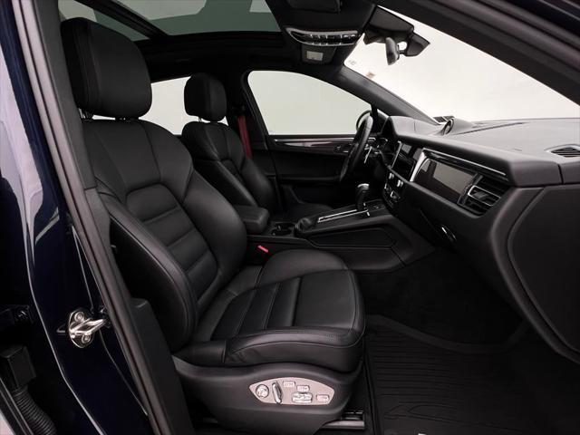 Photo of 2023 U Porsche Macan