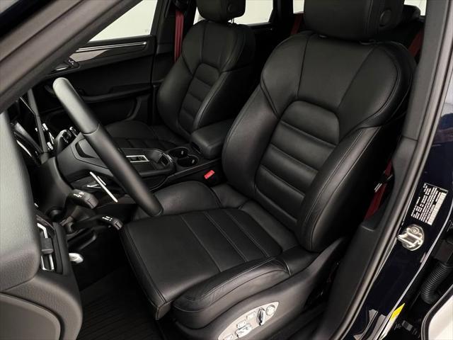 Photo of 2023 U Porsche Macan