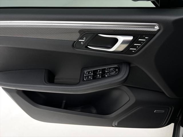 Photo of 2023 U Porsche Macan