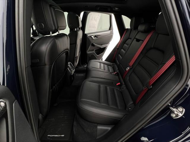 Photo of 2023 U Porsche Macan