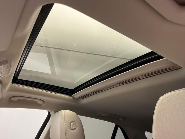 Photo of 2024 Black Mercedes-Benz GLE 350