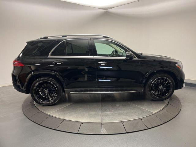 Photo of 2024 Black Mercedes-Benz GLE 350