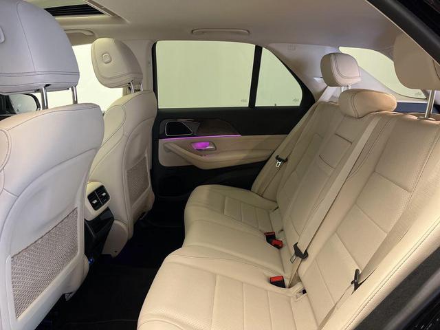 Photo of 2024 Black Mercedes-Benz GLE 350