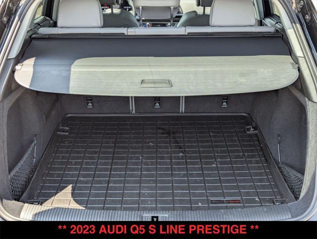 Photo of 2023 Mythos Black Metallic Audi Q5