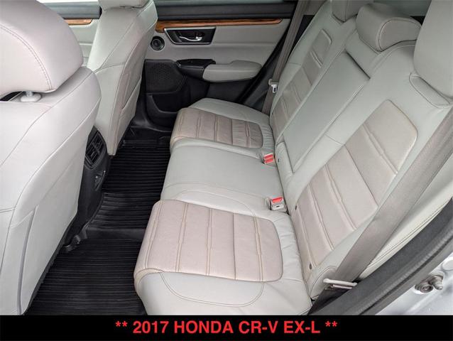 Photo of 2017 Lunar Silver Metallic Honda CR-V