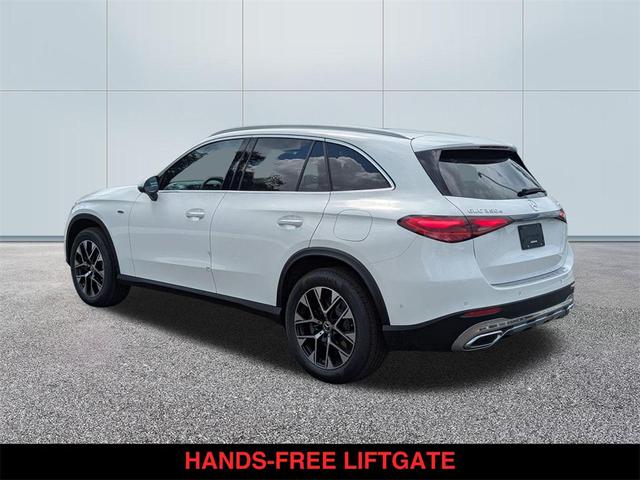 Photo of 2025 Polar White Mercedes-Benz GLC 350e