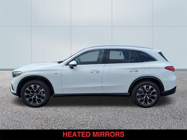 Photo of 2025 Polar White Mercedes-Benz GLC 350e