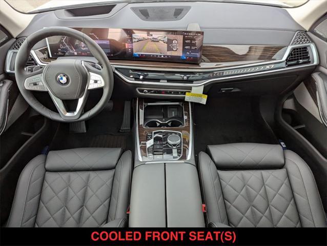 Photo of 2025 Mineral White Metallic BMW X7