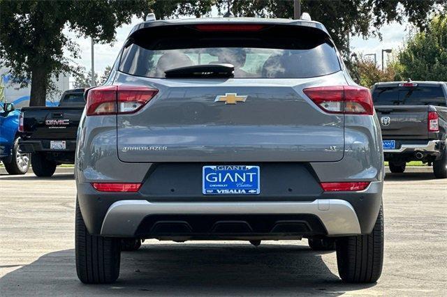 Photo of 2021 Satin Steel Metallic Chevrolet Trailblazer