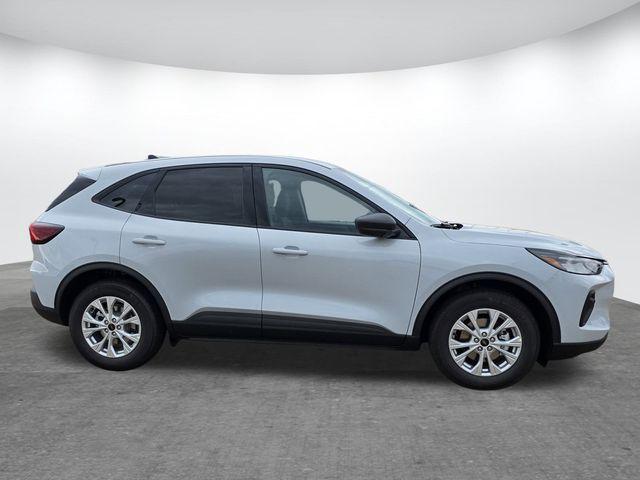 Photo of 2025 Space Silver Ford Escape