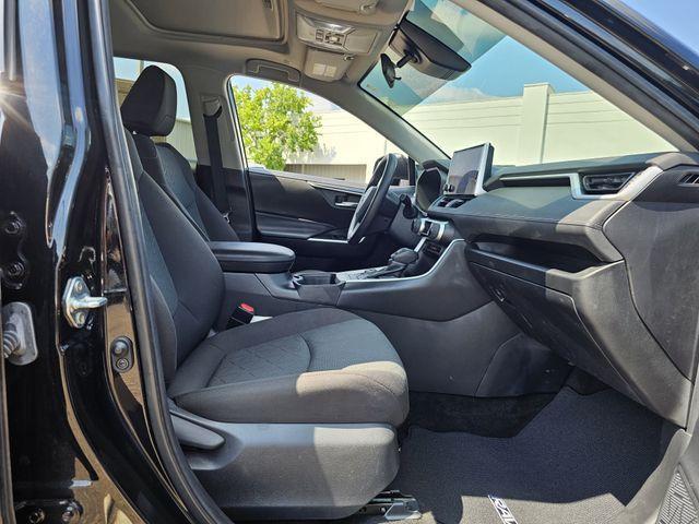 Photo of 2023 Midnight Black Metallic Toyota RAV4 Hybrid