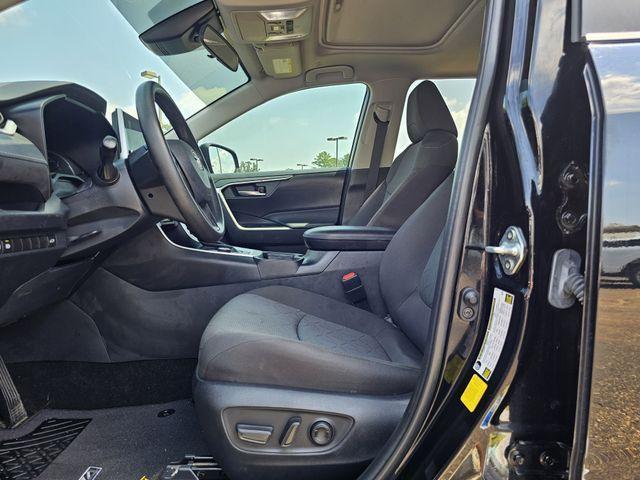 Photo of 2023 Midnight Black Metallic Toyota RAV4 Hybrid
