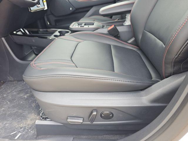Photo of 2025 White Metallic Ford Mustang Mach-E