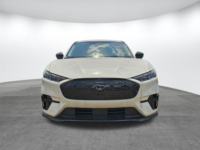Photo of 2025 White Metallic Ford Mustang Mach-E