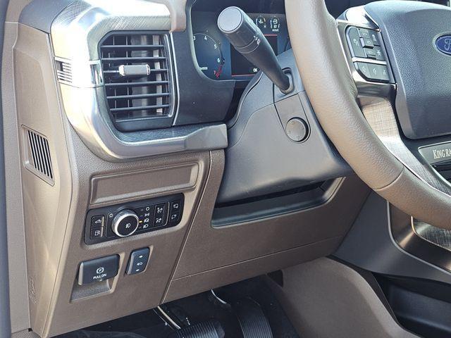 Photo of 2025 Star White Ford F-150