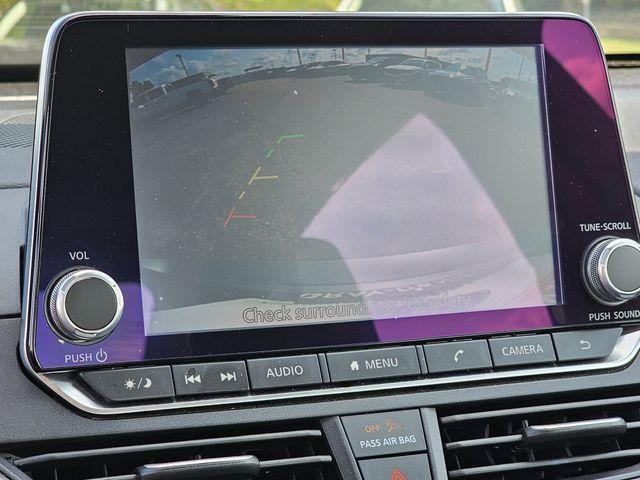 Photo of 2024 Gun Metallic Nissan Altima