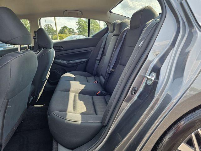 Photo of 2024 Gun Metallic Nissan Altima