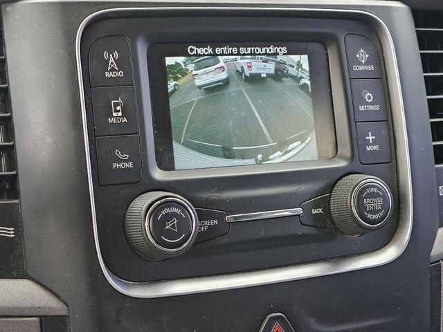 Photo of 2018 Bright White Clearcoat RAM 3500