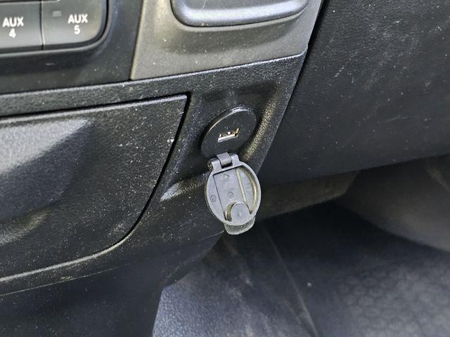 Photo of 2018 Bright White Clearcoat RAM 3500