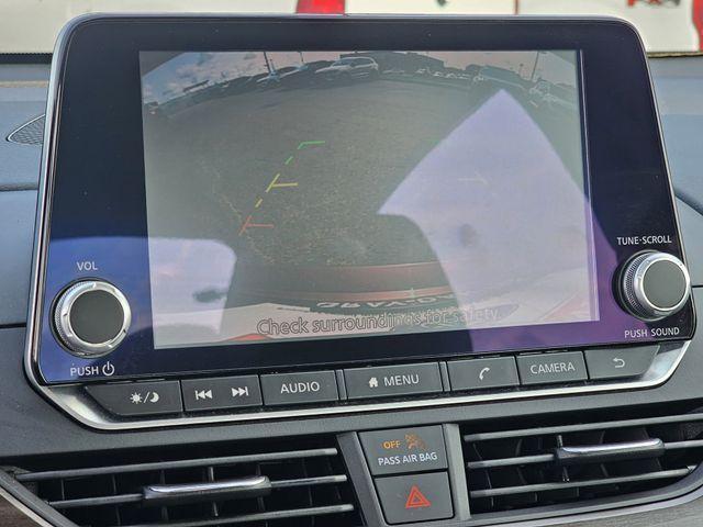 Photo of 2023 Garnet Pearl Nissan Altima