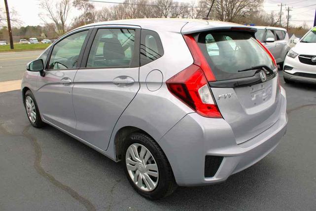 Photo of 2015 Alabaster Silver Metallic Honda Fit