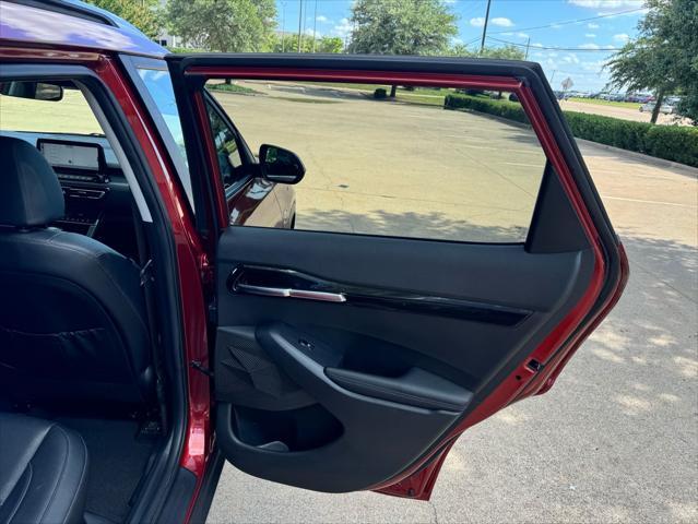 Photo of 2021 Orange Kia Seltos