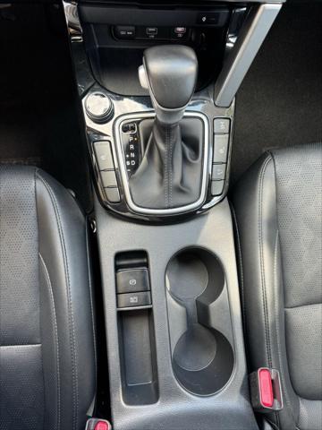 Photo of 2021 Orange Kia Seltos