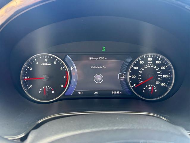 Photo of 2021 Orange Kia Seltos