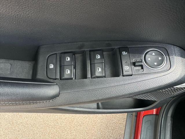 Photo of 2021 Orange Kia Seltos