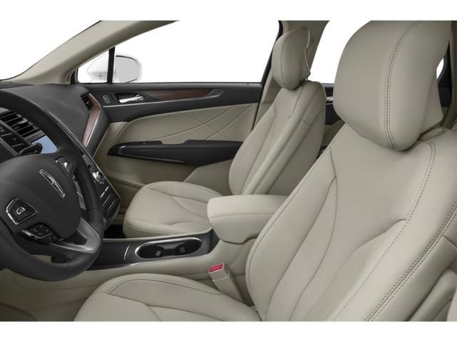 Photo of 2019 Beige Lincoln MKC