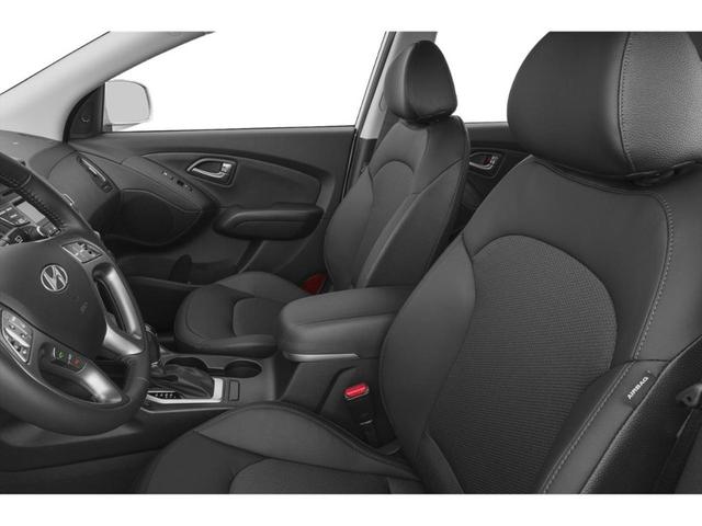 Photo of 2015 Black Hyundai TUCSON