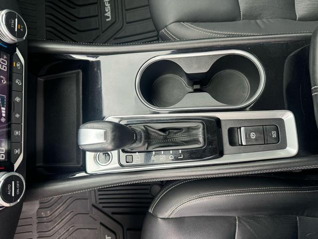 Photo of 2020 Gray Nissan Altima