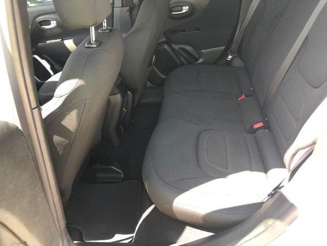 Photo of 2021 Silver Jeep Renegade