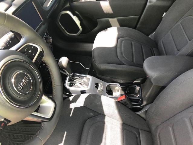Photo of 2021 Silver Jeep Renegade