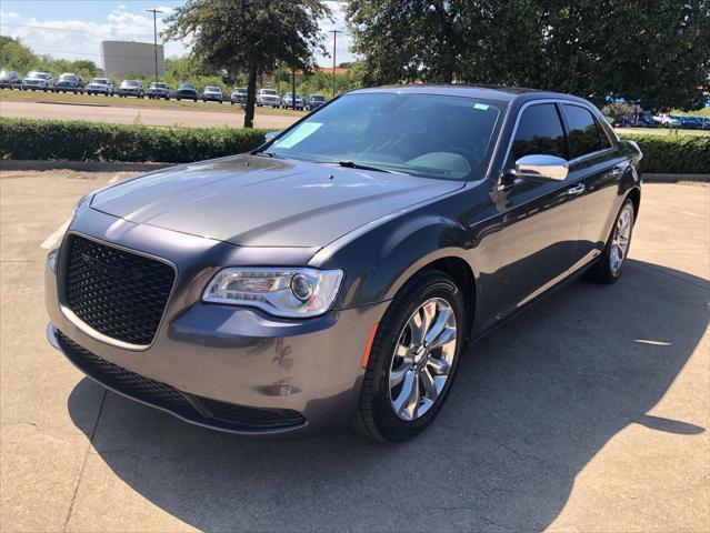 2019 Chrysler 300