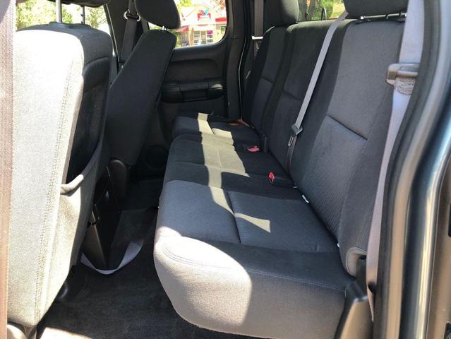 Photo of 2012 Gray Chevrolet Silverado 1500