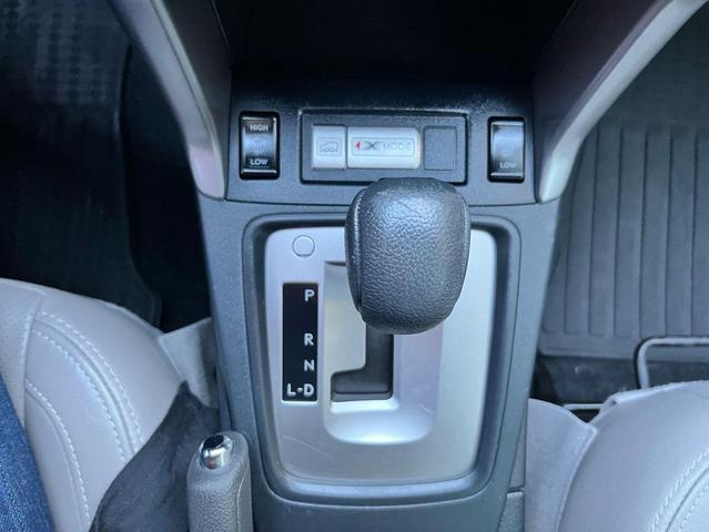 Photo of 2018 White Subaru Forester