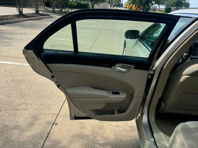 Photo of 2012 Beige Chrysler 300