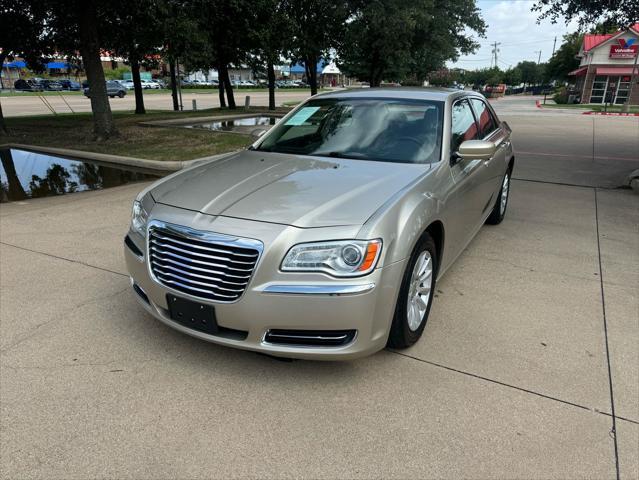 Photo of 2012 Beige Chrysler 300
