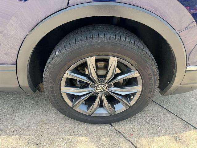 Photo of 2022 Blue Volkswagen Tiguan