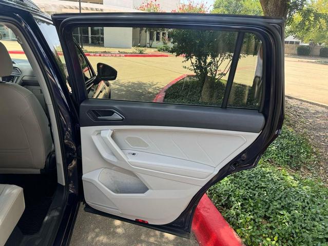 Photo of 2022 Blue Volkswagen Tiguan