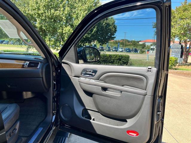 Photo of 2013 Black Cadillac Escalade ESV